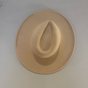 Carly Jean Los Angeles Crème Wool Hat